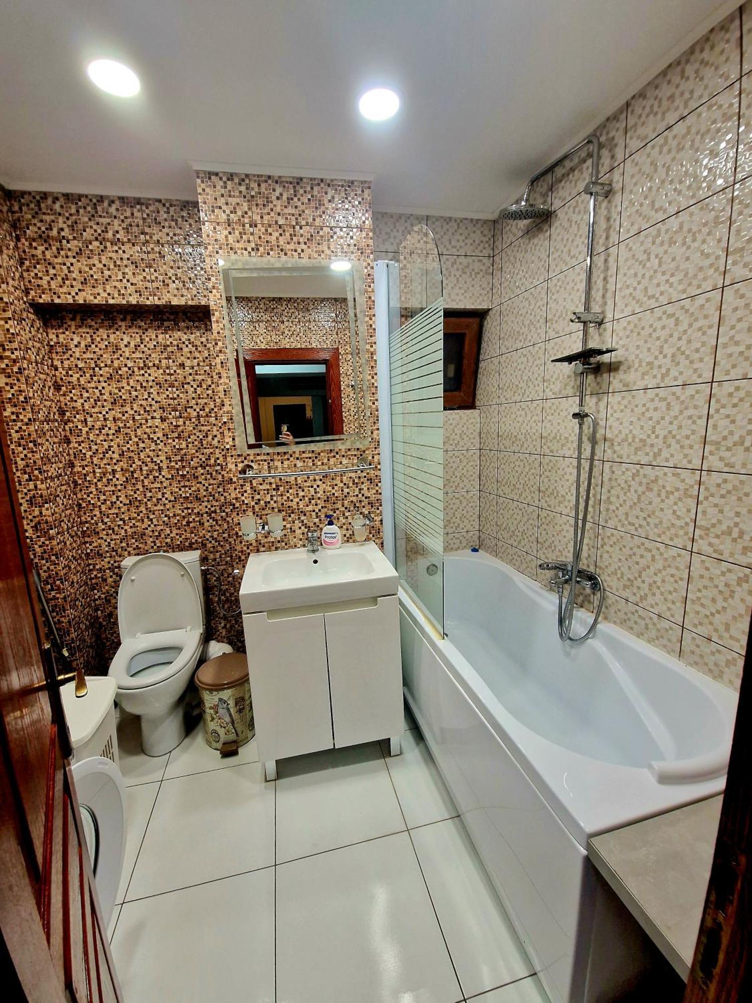 Cozy Appartment In The Center Targoviste Esterno foto
